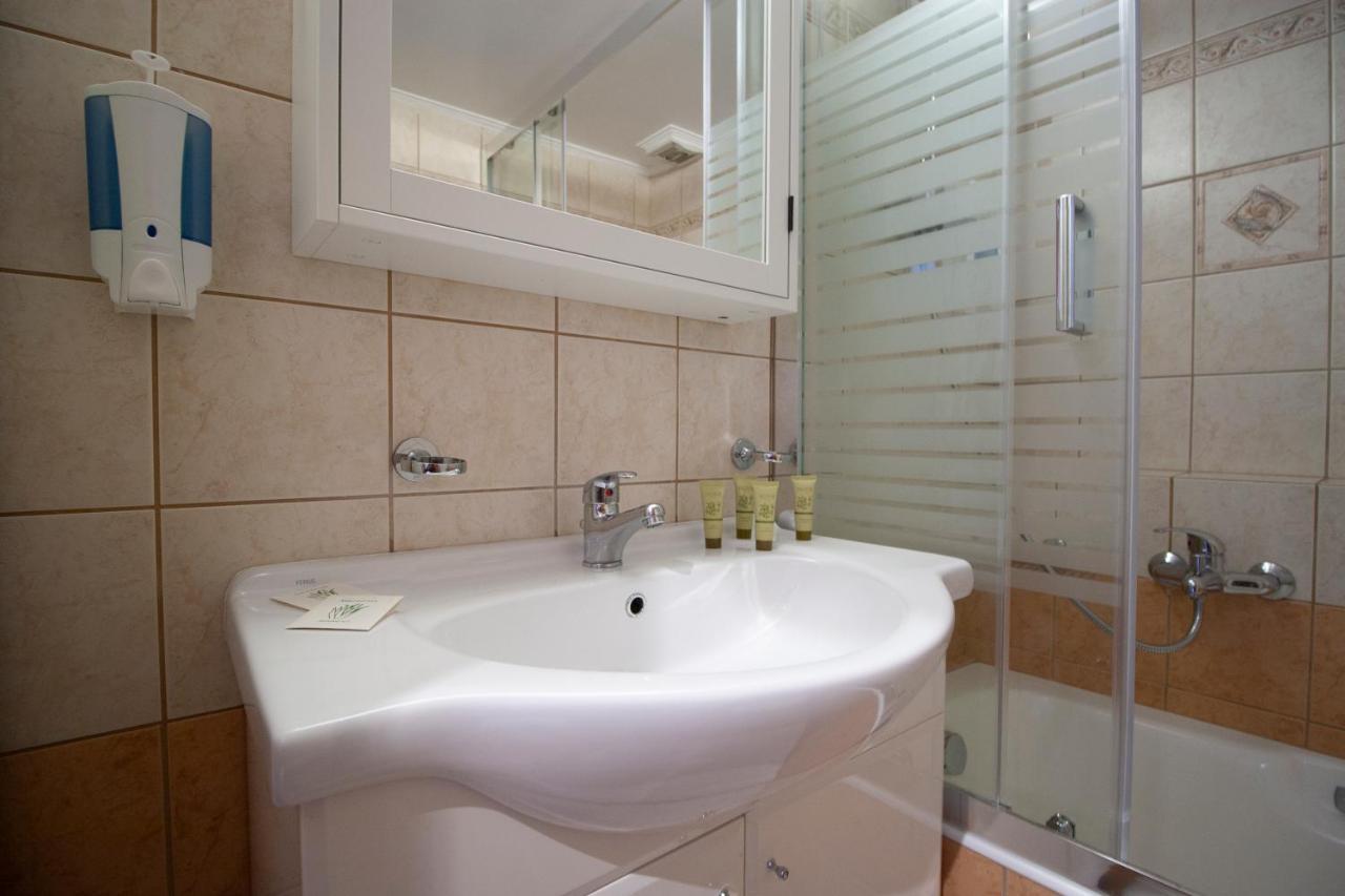 Cozy & Relaxing Apartments-Agia Paraskevi Atenas Exterior foto